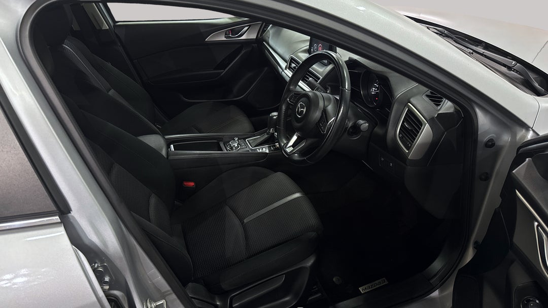 2018 Mazda 3 Maxx Sport, Automatic, 44881 km, Right Side Front Door Cabin View