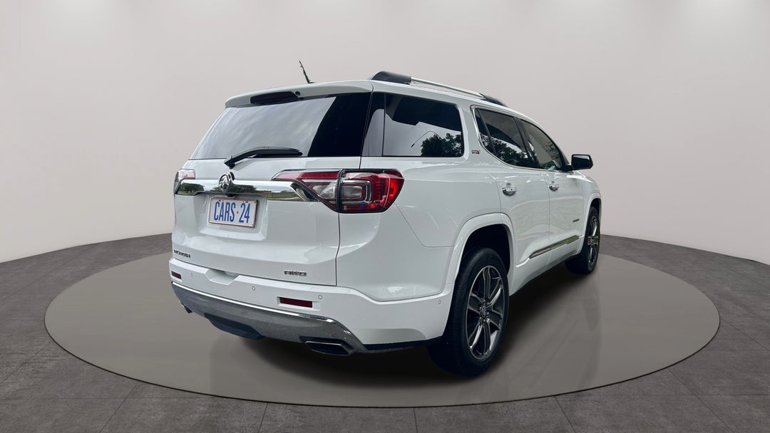 Right Back Diagonal (45- Degree) View