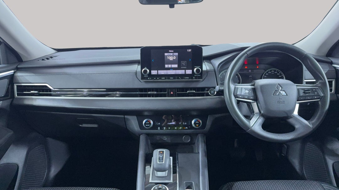 2024 Mitsubishi Outlander Es 5 Seat (2WD), Automatic, 53739 km, Dashboard View