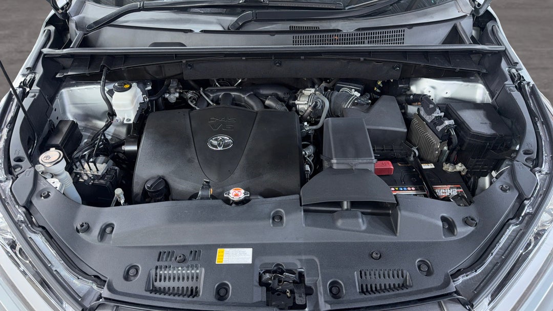 2019 Toyota Kluger Gx (4x2), Automatic, 107402 km, Open Bonnet (Engine)