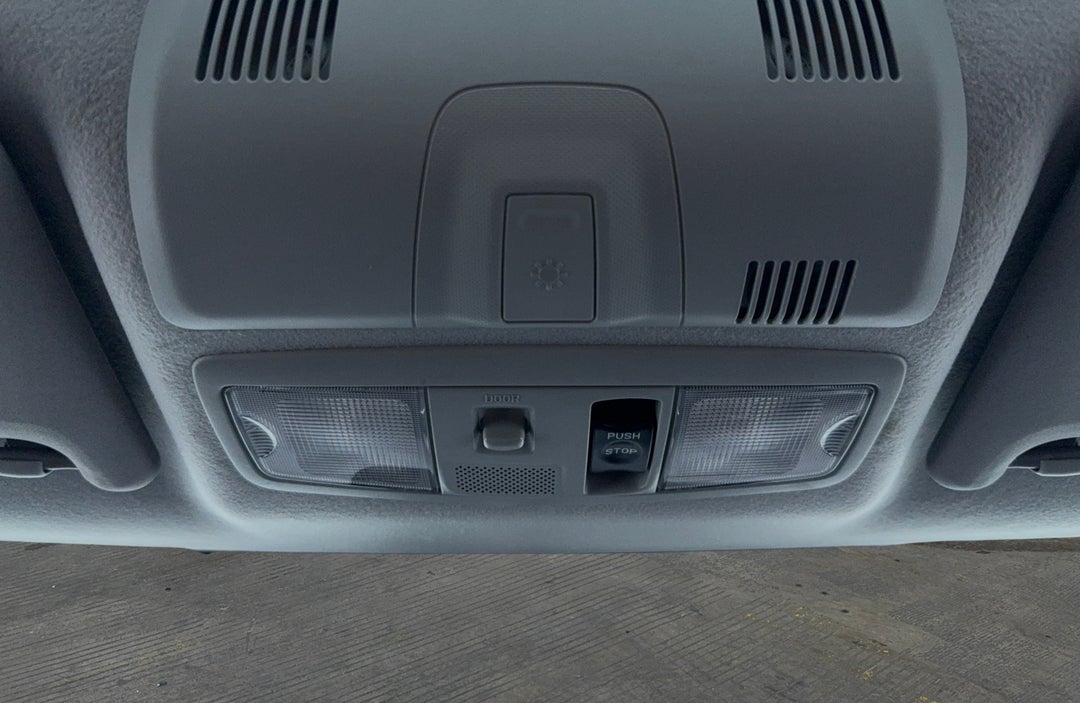 On-Roof Controls/Sunglass holder