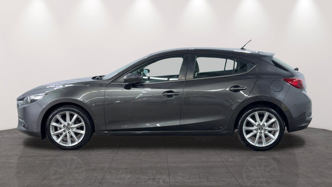 2017 Mazda 3 Sp25, Manual, 118411 km, Left Side View