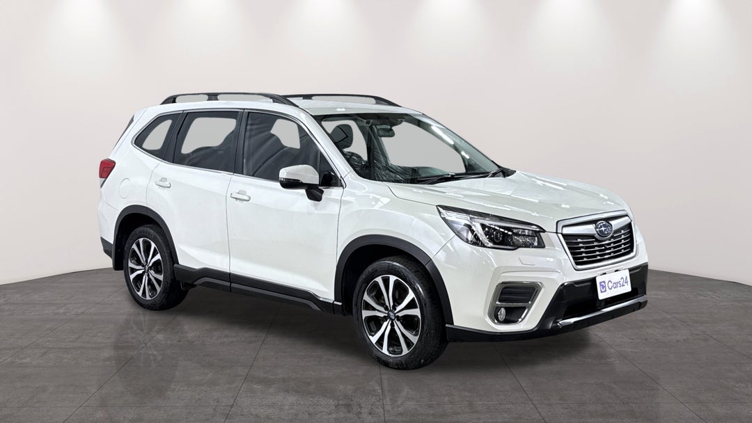 2021 Subaru Forester 2.5i Premium (AWD), Automatic, 54638 km, Right Front Diagonal (45- Degree) View