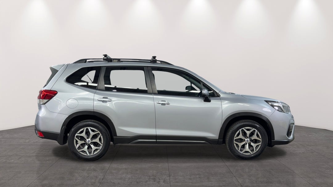 2019 Subaru Forester 2.5i (AWD), Automatic, 93260 km, Right Side View