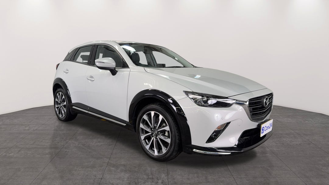 2023 Mazda CX-3 Stouring (fwd), Automatic, 34161 km, Right Front Diagonal (45- Degree) View