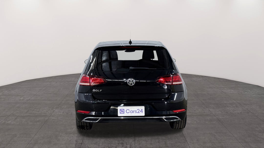 2018 Volkswagen Golf 110 Tsi Highline, Automatic, 85919 km, Back/Rear View