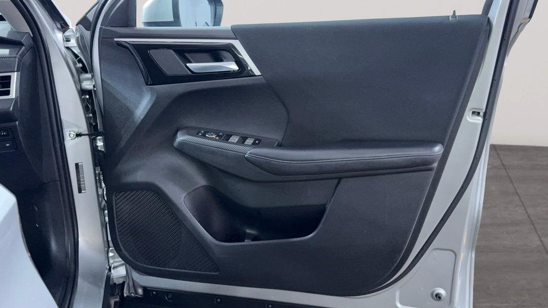 2024 Mitsubishi Outlander Es 5 Seat (2wd), Automatic, 54378 km, Speaker View