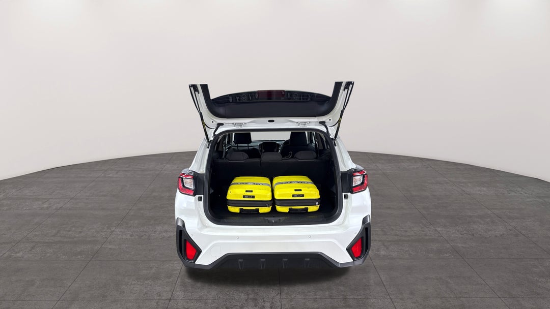 2024 Subaru Crosstrek AWD 2.0l, Automatic, 21532 km, Boot Inside View with Luggage