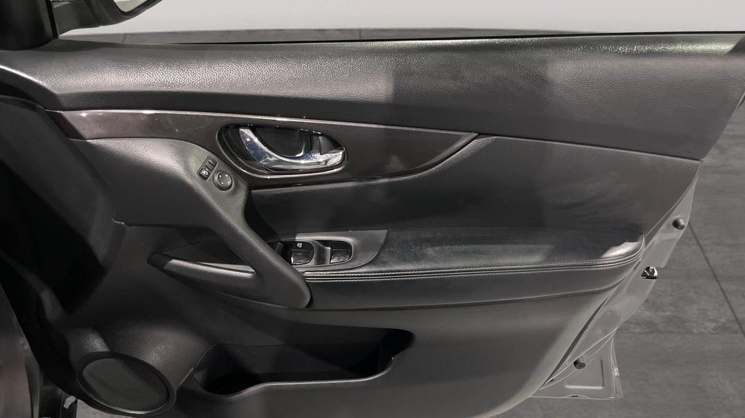2018 Nissan X-trail St (4WD), Automatic, 68769 km, Speaker View