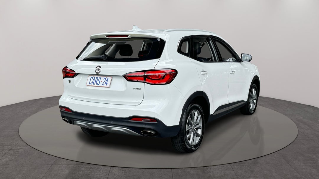 Right Back Diagonal (45- Degree) View