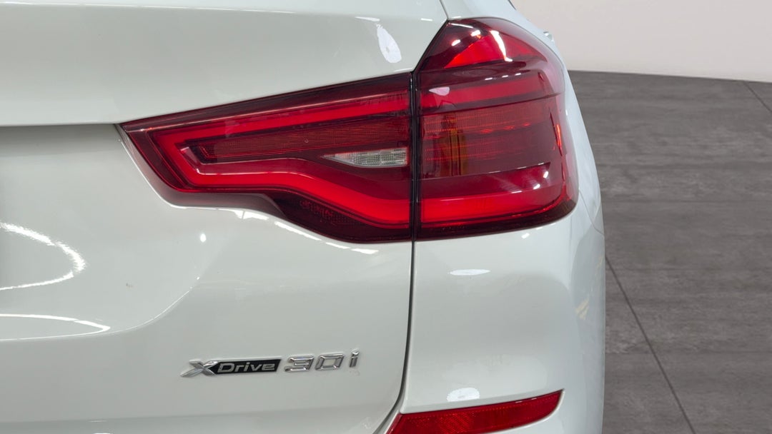 Badge (Boot Right Side)