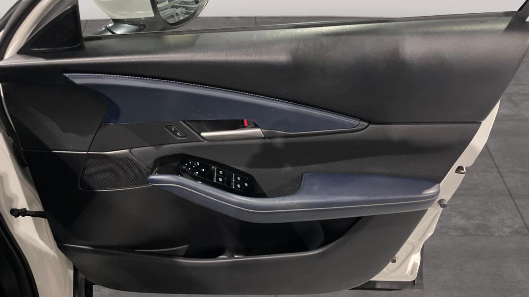 2020 Mazda CX-30 G20 Pure (FWD), Automatic, 31697 km, Speaker View