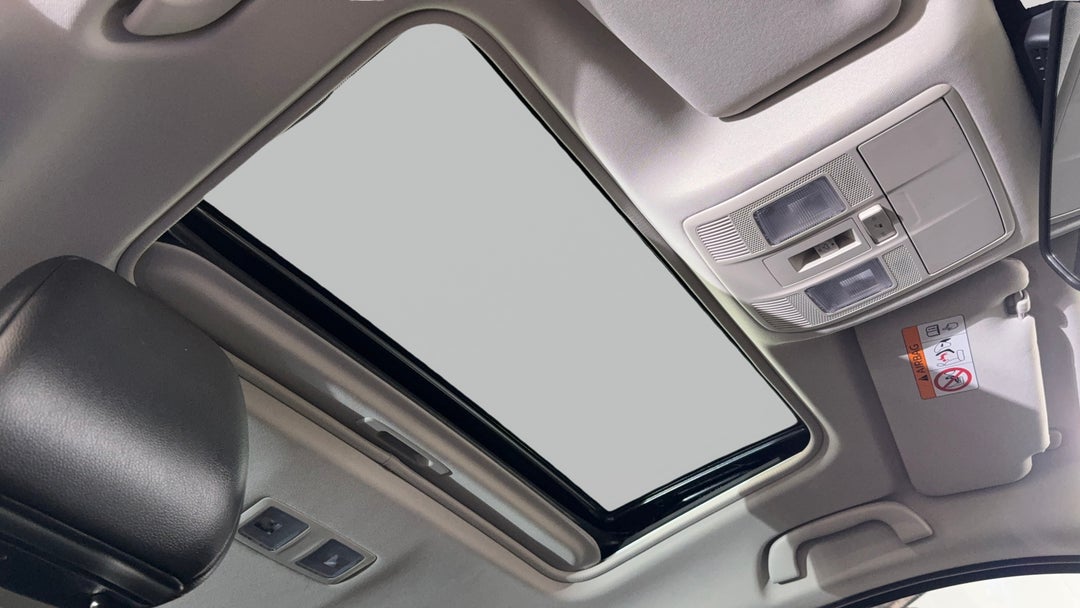 Interior Sunroof/Moonroof