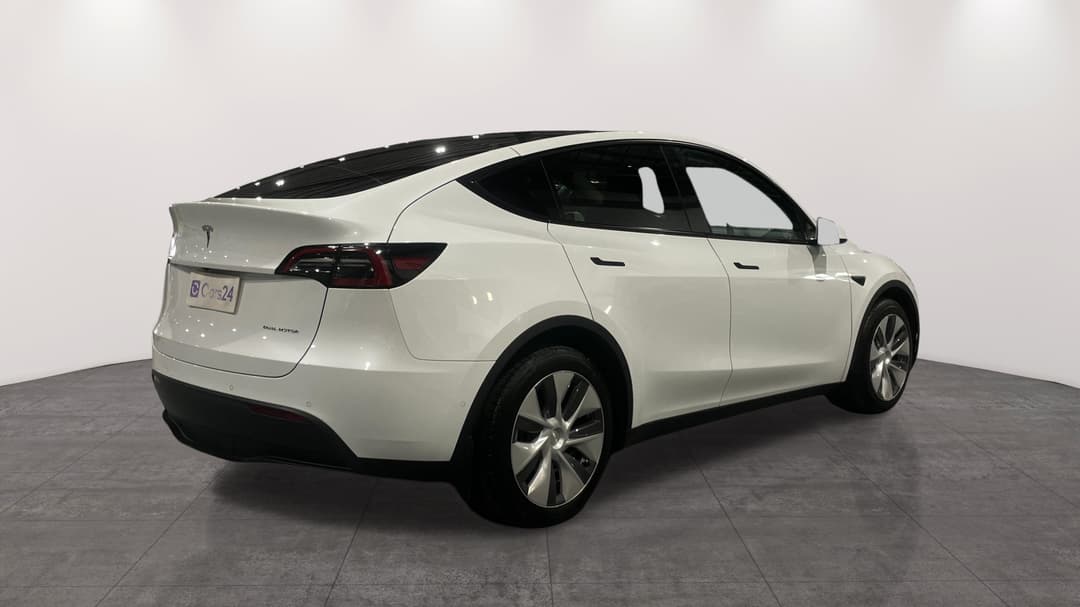 2023 Tesla Model Y Long Range, Automatic, 53446 km, Right Back Diagonal (45- Degree) View