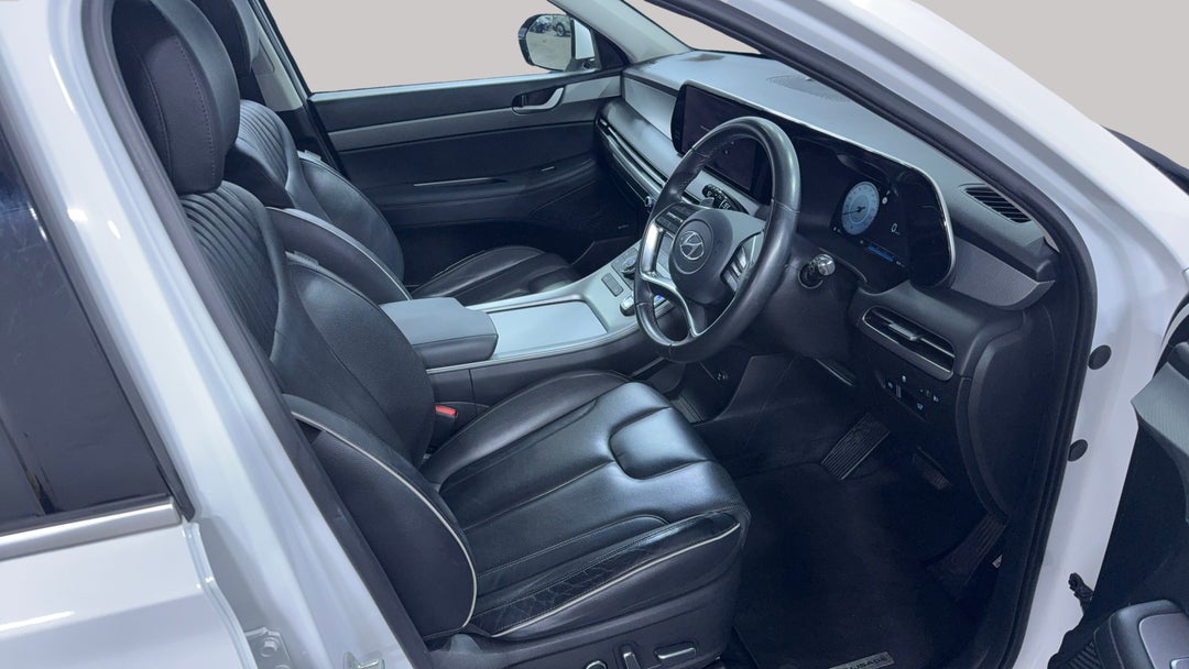 2022 Hyundai Palisade Elite (8 Seat), Automatic, 51980 km, Right Side Front Door Cabin View