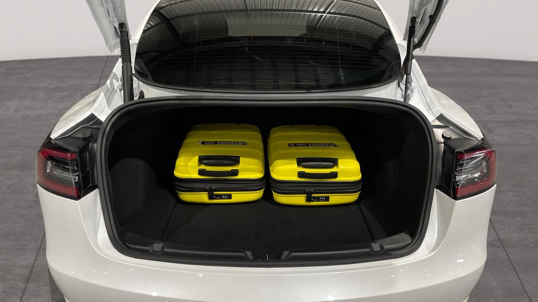 2021 Tesla Model 3 Standard Range Plus RWD, Automatic, 47747 km, Boot Inside View with Luggage