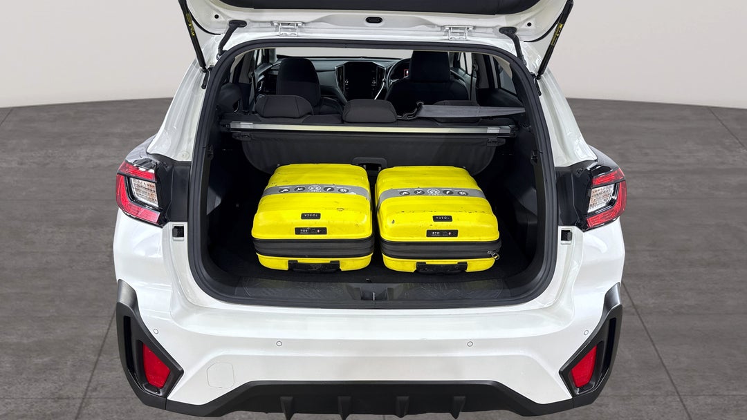 2024 Subaru Crosstrek AWD 2.0l, Automatic, 17776 km, Boot Inside View with Luggage