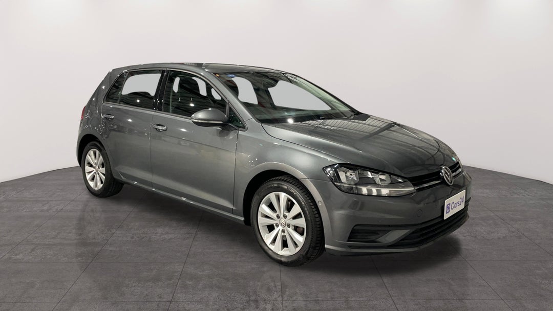2018 Volkswagen Golf 110 Tsi Trendline, Automatic, 103584 km, Right Front Diagonal (45- Degree) View
