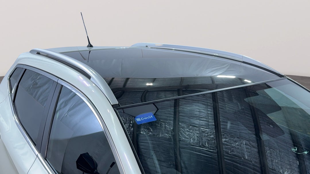 2016 Nissan Qashqai Ti, Automatic, 114532 km, Roof/Sunroof View