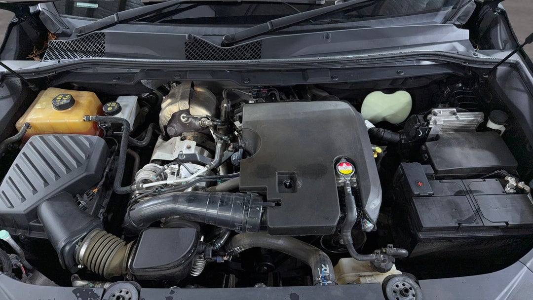 Open Bonnet (Engine)