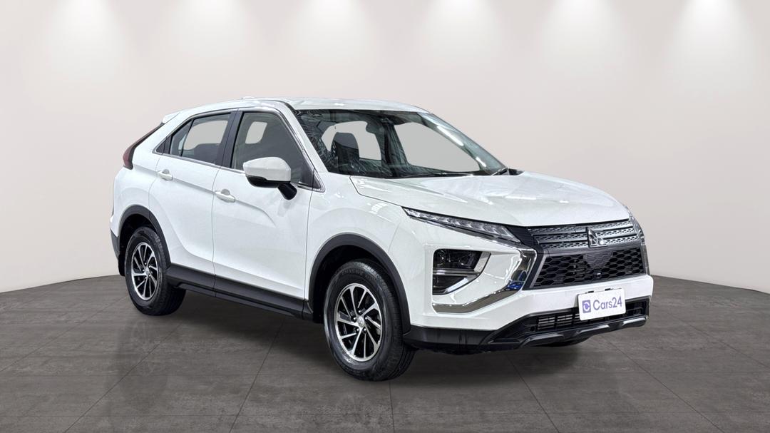2024 Mitsubishi Eclipse Cross Es (2WD), Automatic, 23474 km, Right Front Diagonal (45- Degree) View