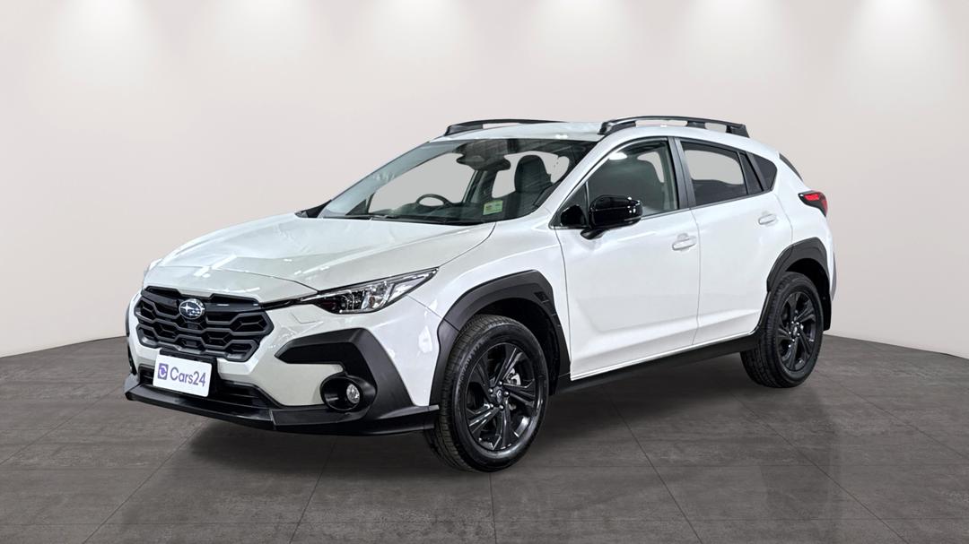 2025 Subaru Crosstrek AWD 2.0l, Automatic, 28551 km, Left Front Diagonal (45- Degree) View