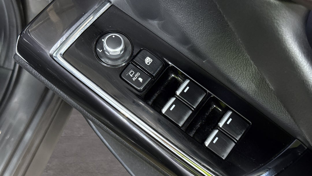 2018 Mazda CX-9 Azami (AWD), Automatic, 99428 km, Drivers Side Door Panel Controls