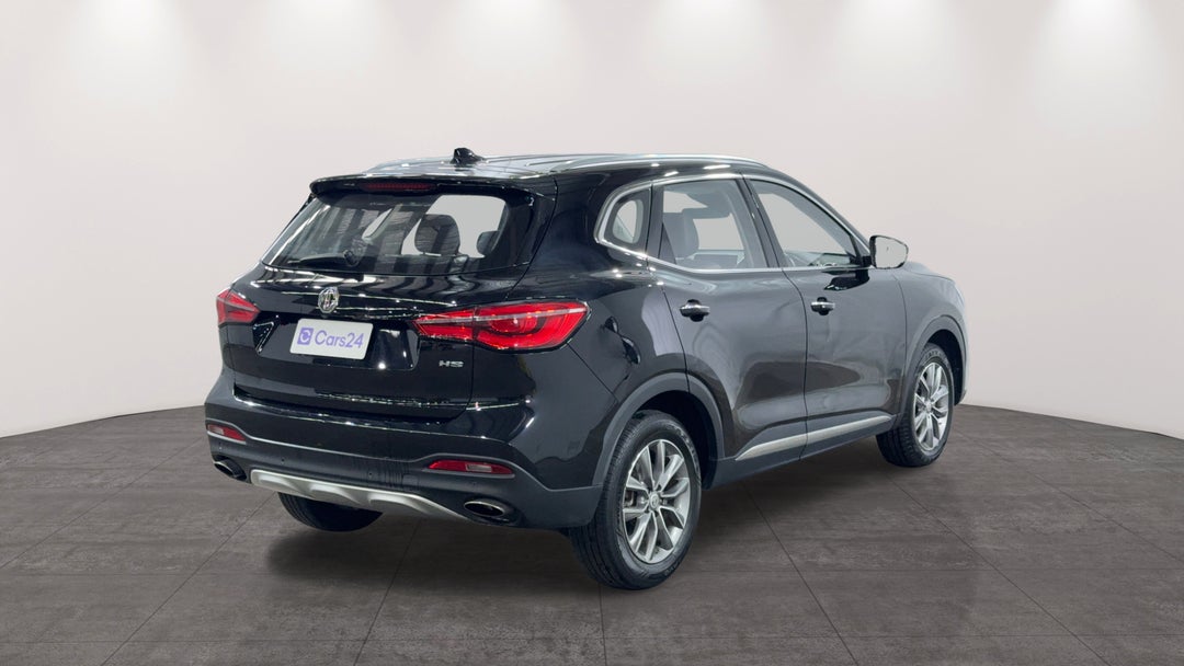 Right Back Diagonal (45- Degree) View