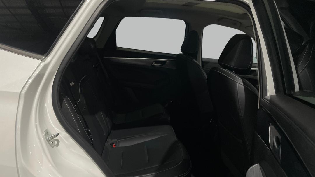 2022 GWM Haval Jolion Ultra, Automatic, 43231 km, Right Side Rear Door Cabin View