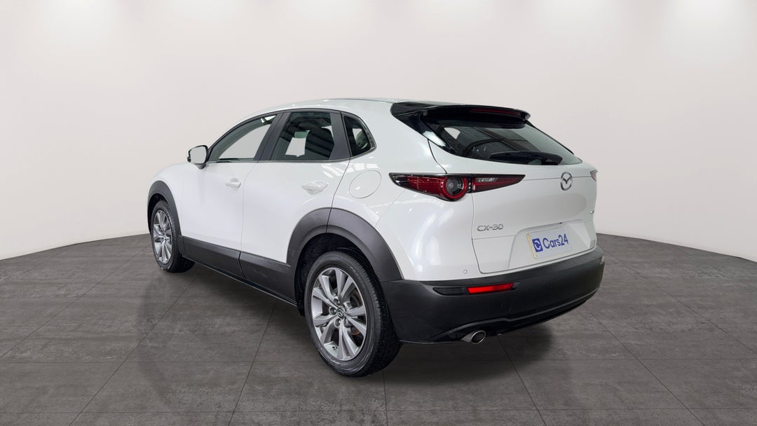 Left Back Diagonal (45- Degree) View