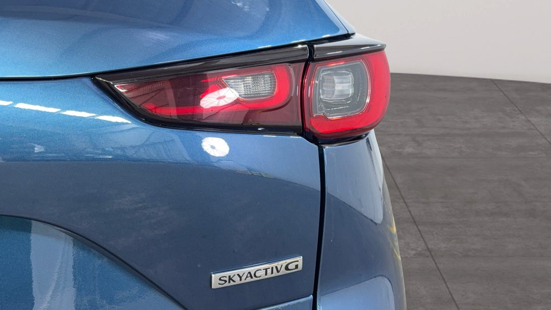 Badge (Boot Right Side)