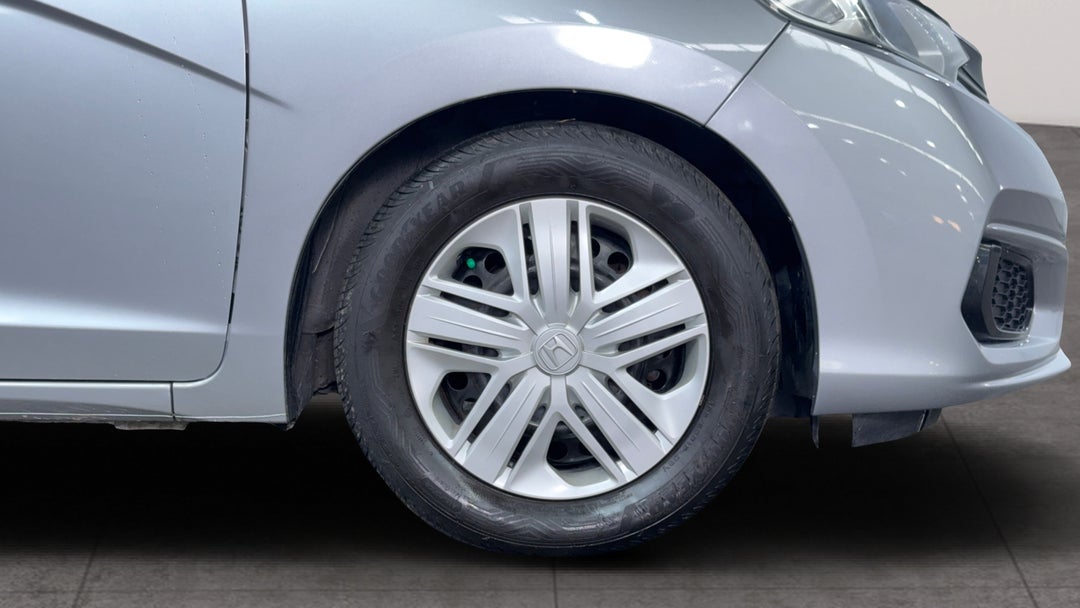 2017 Honda Jazz Vti, Automatic, 143412 km, Right Front Wheel