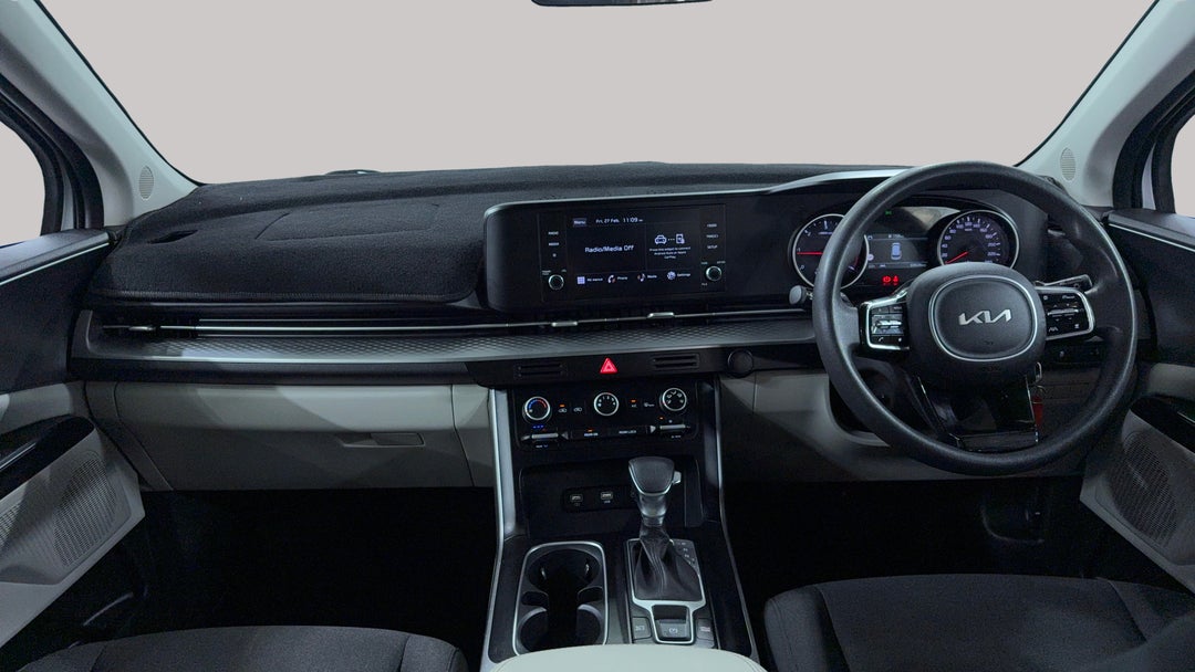 2022 Kia Carnival S, Automatic, 69526 km, Dashboard View
