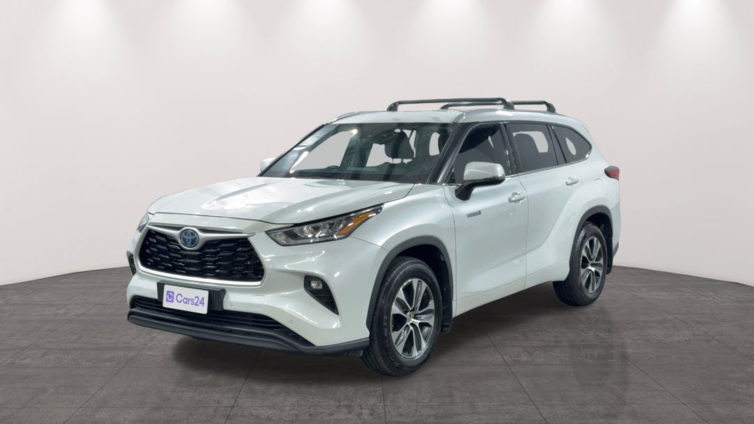 Left Front Diagonal (45- Degree) View