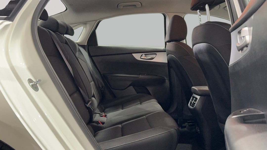 2024 Kia Cerato S, Automatic, 15084 km, Right Side Rear Door Cabin View