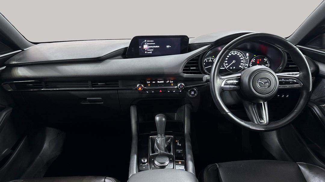 2022 Mazda Mazda3 G25 Astina, Automatic, 19978 km, Dashboard View