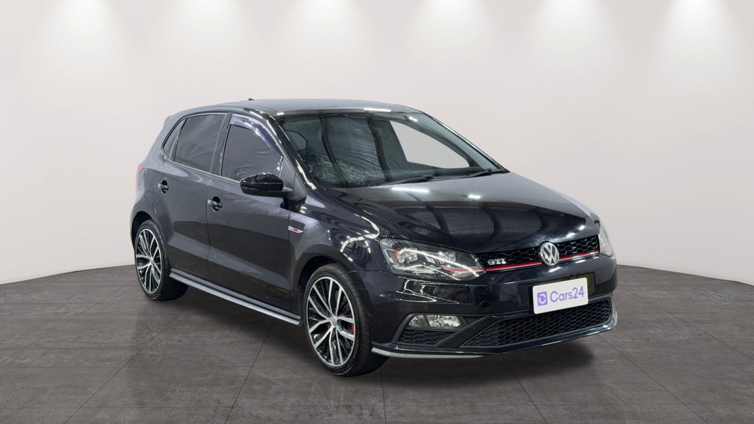 Right Front Diagonal (45- Degree) View