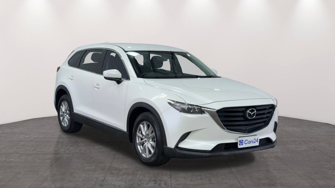 Right Front Diagonal (45- Degree) View