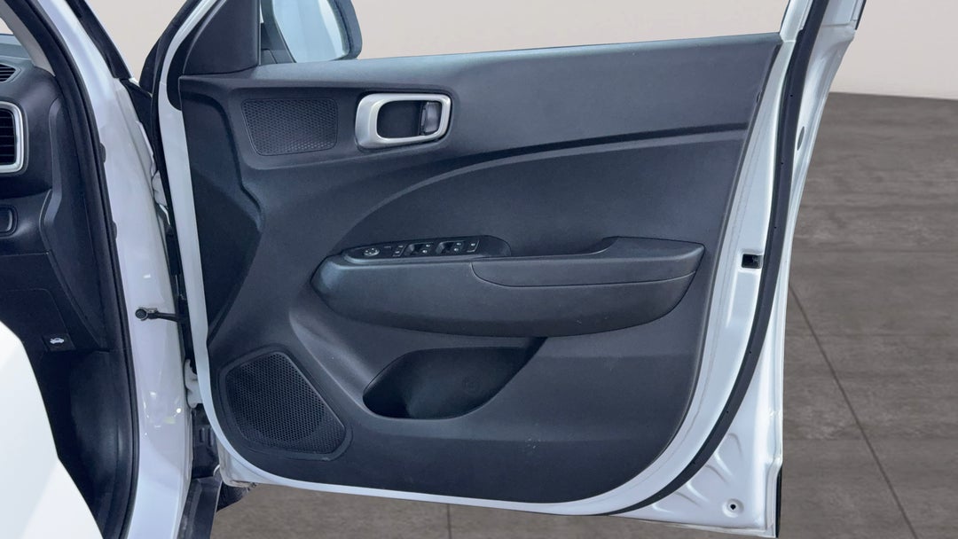 2023 Hyundai Venue Venue, Automatic, 57413 km, Speaker View