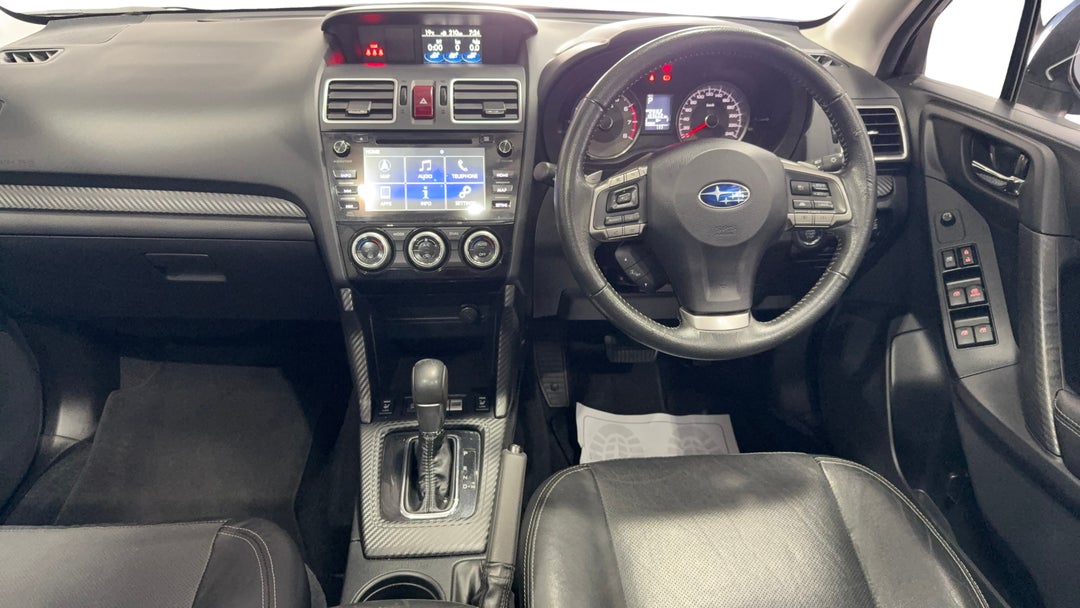 2015 Subaru Forester 2.5i-s, Automatic, 103602 km, Center Console