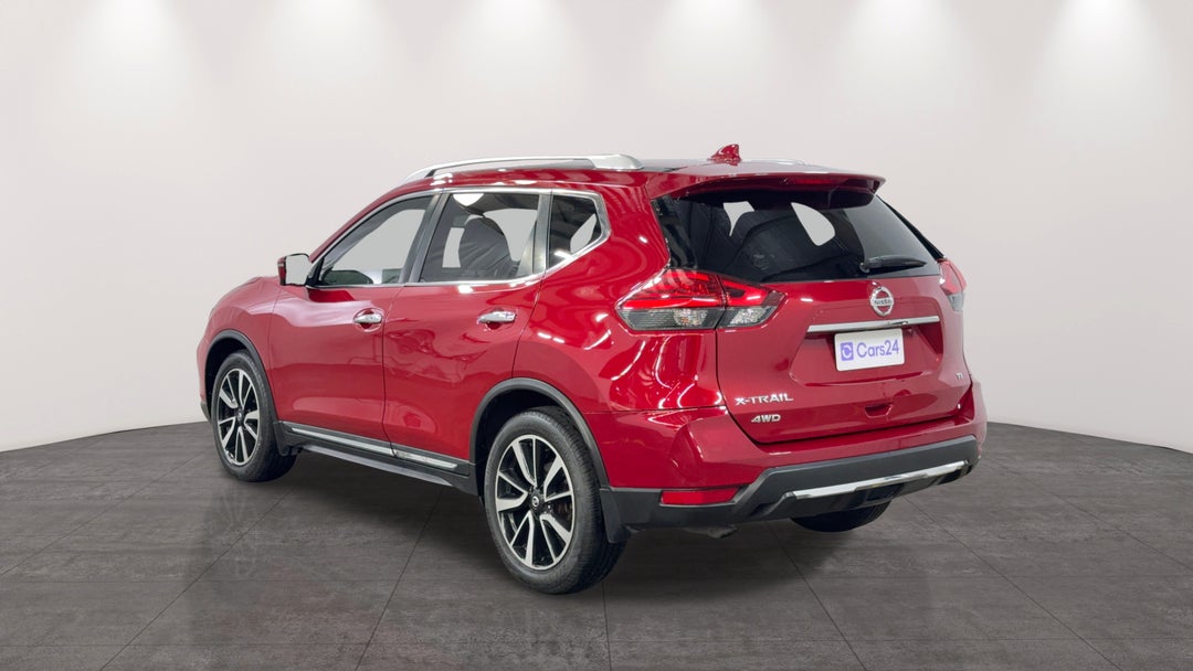 Left Back Diagonal (45- Degree) View