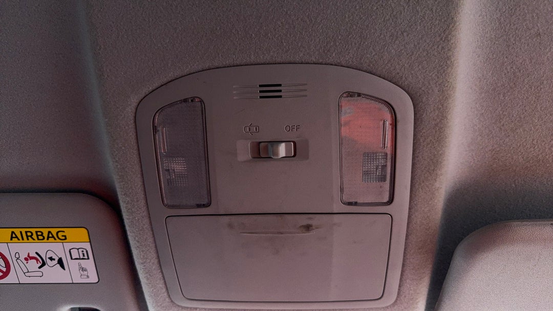 On-Roof Controls/Sunglass holder