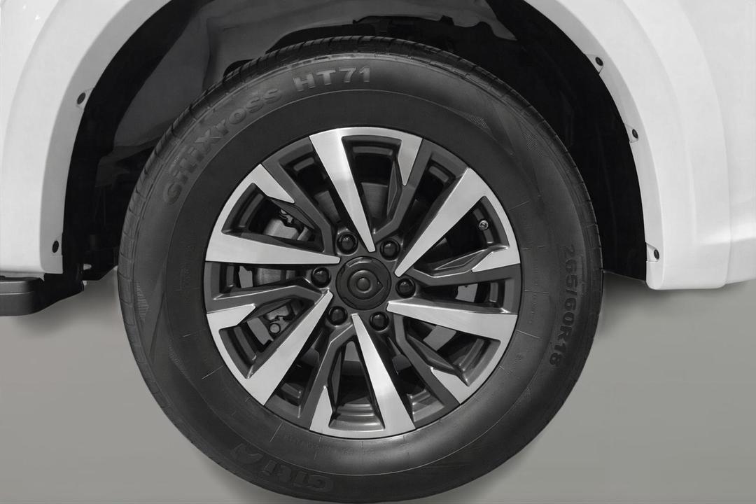 2025 GWM Cannon Lux (4x4), Automatic, 8742 km, Right Front Wheel