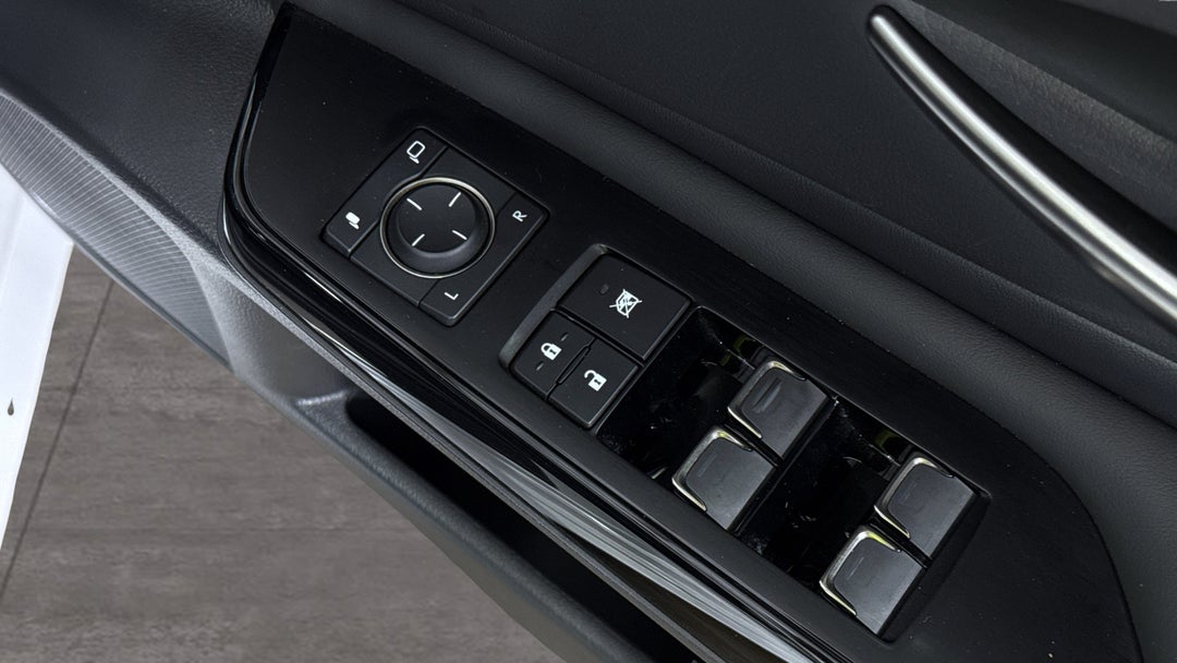 2023 Lexus Es300h Luxury (hybrid), Automatic, 15077 km, Drivers Side Door Panel Controls