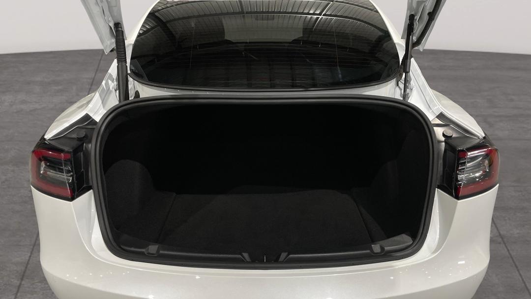 2021 Tesla Model 3 Standard Range Plus RWD, Automatic, 47747 km, Boot Inside View