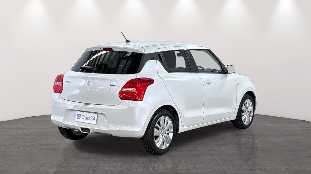 2017 Suzuki Swift Gl Navigator, Automatic, 77853 km, Right Back Diagonal (45- Degree) View