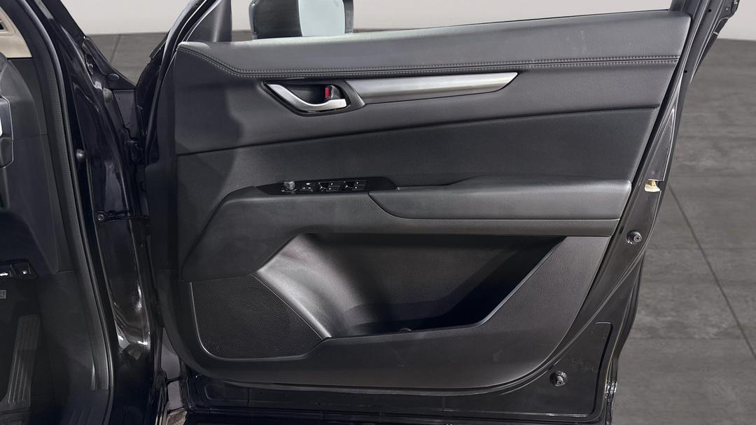 2017 Mazda CX-5 Maxx Sport (4x4), Automatic, 53462 km, Speaker View