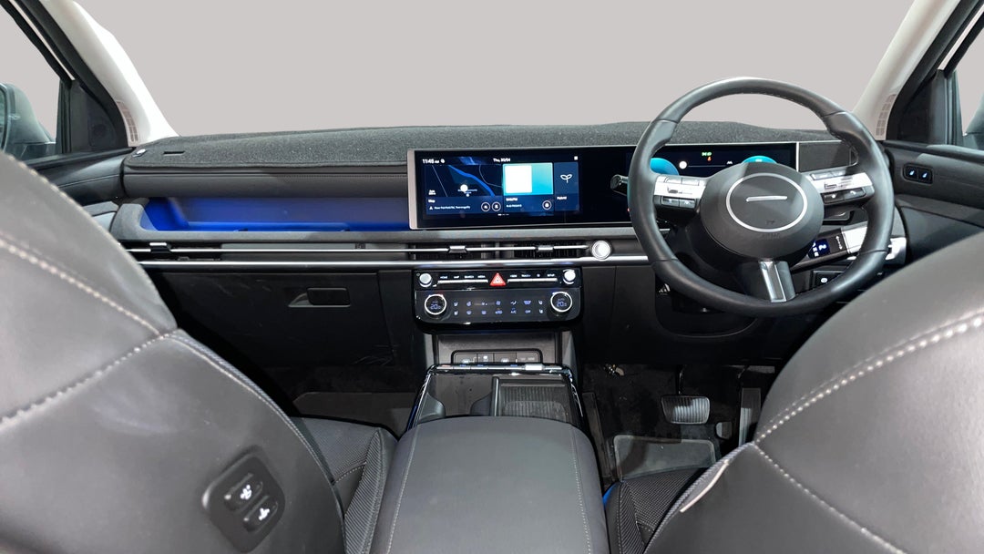 2025 Hyundai Tucson Premium Hybrid (AWD), Automatic, 10997 km, Dashboard View