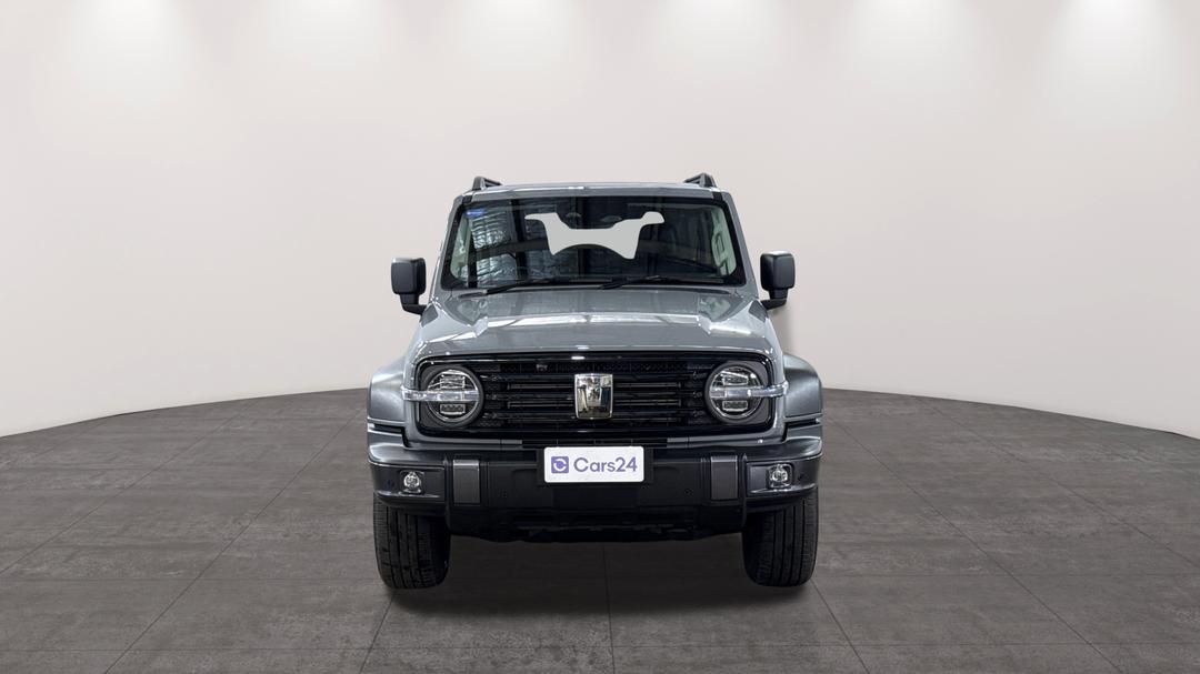2025 GWM Tank 300 Ultra Diesel, Automatic, 27304 km, Front View
