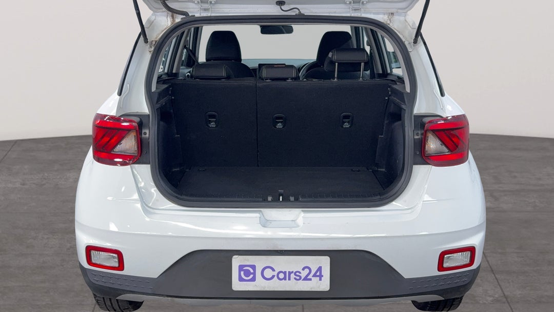 2023 Hyundai Venue Venue, Automatic, 52209 km, Boot Inside View